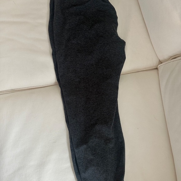 Vuori Performance Joggers - Picture 4 of 7